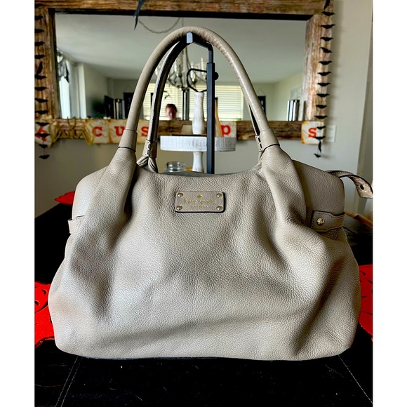 Large Kate Spade Bag - Picture 1 of 10